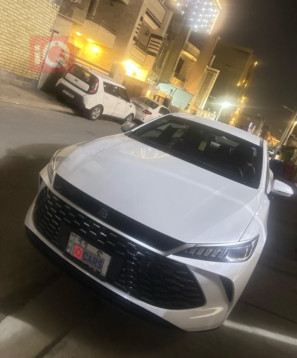 بي واي دي Qin Plus